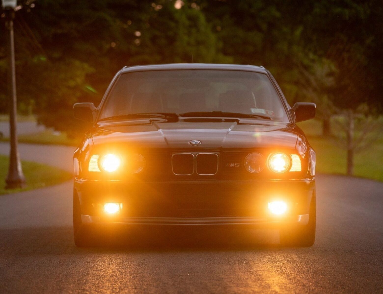 Незважаючи на великий пробіг, BMW M5 Touring продали за $51 000.