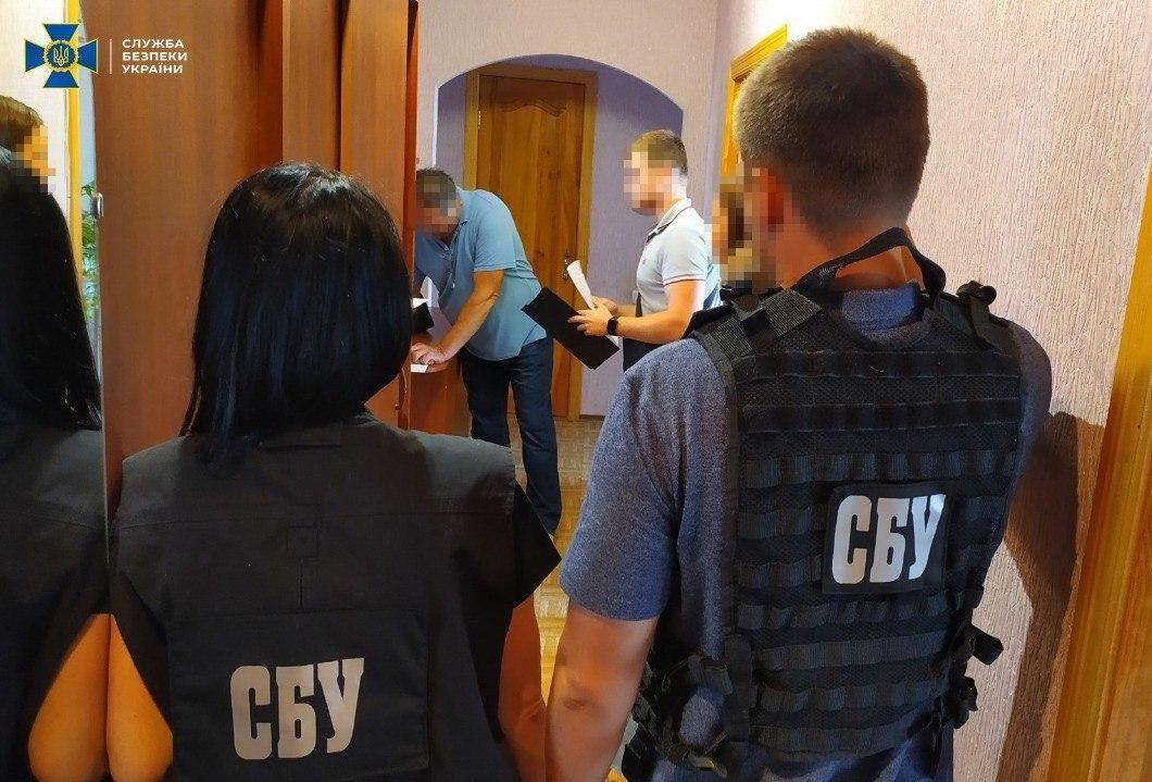 СБУ викрила ексвійськового, який агітував терористів до порушення тиші на Донбасі