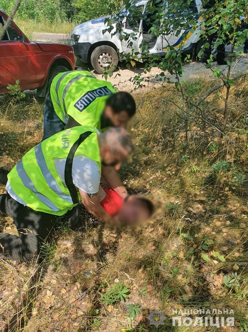 Підозрюваним у вбивстві виявився 26-річний місцевий мешканець