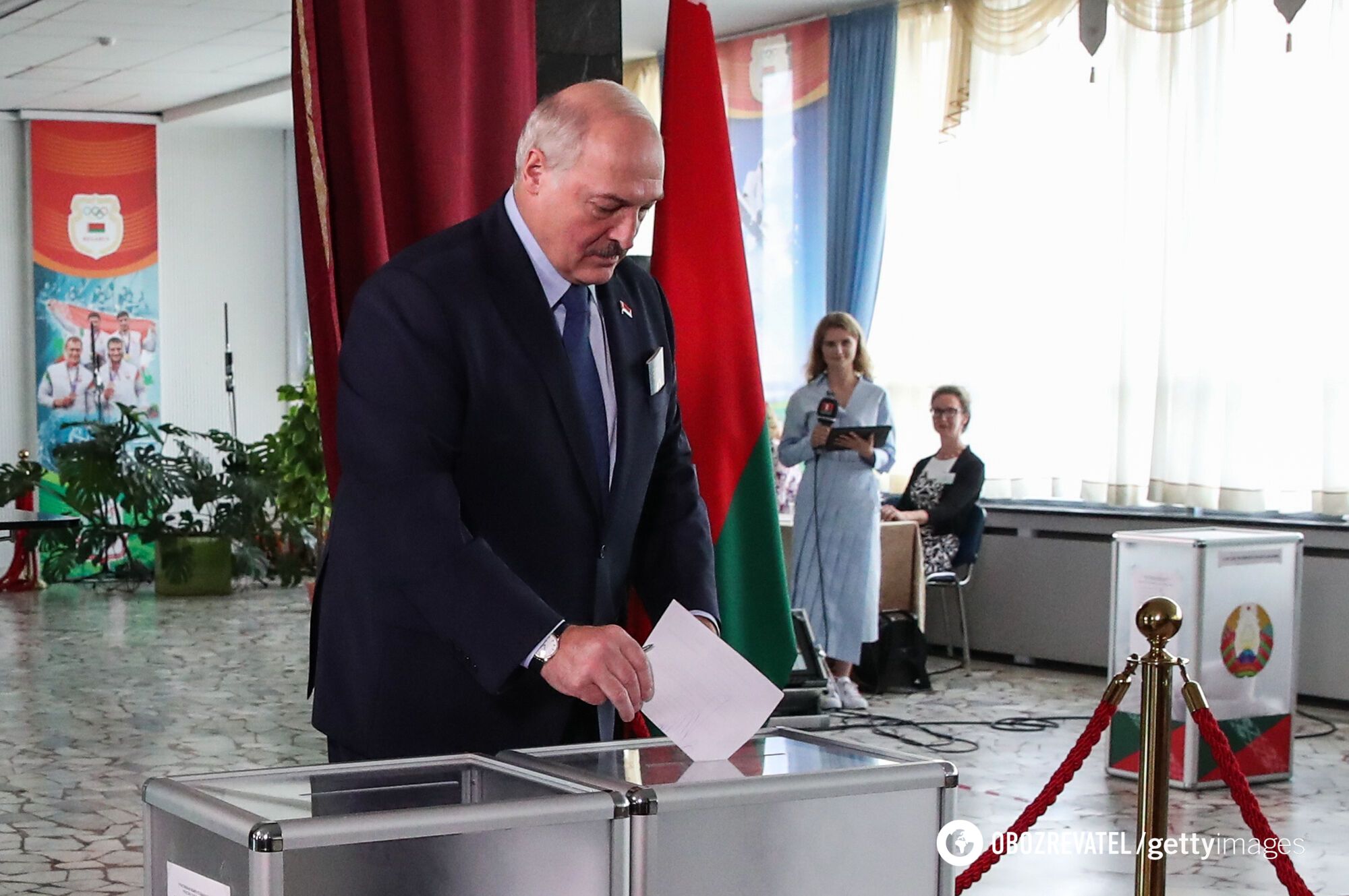 Лукашенко проголосовал на выборах президента