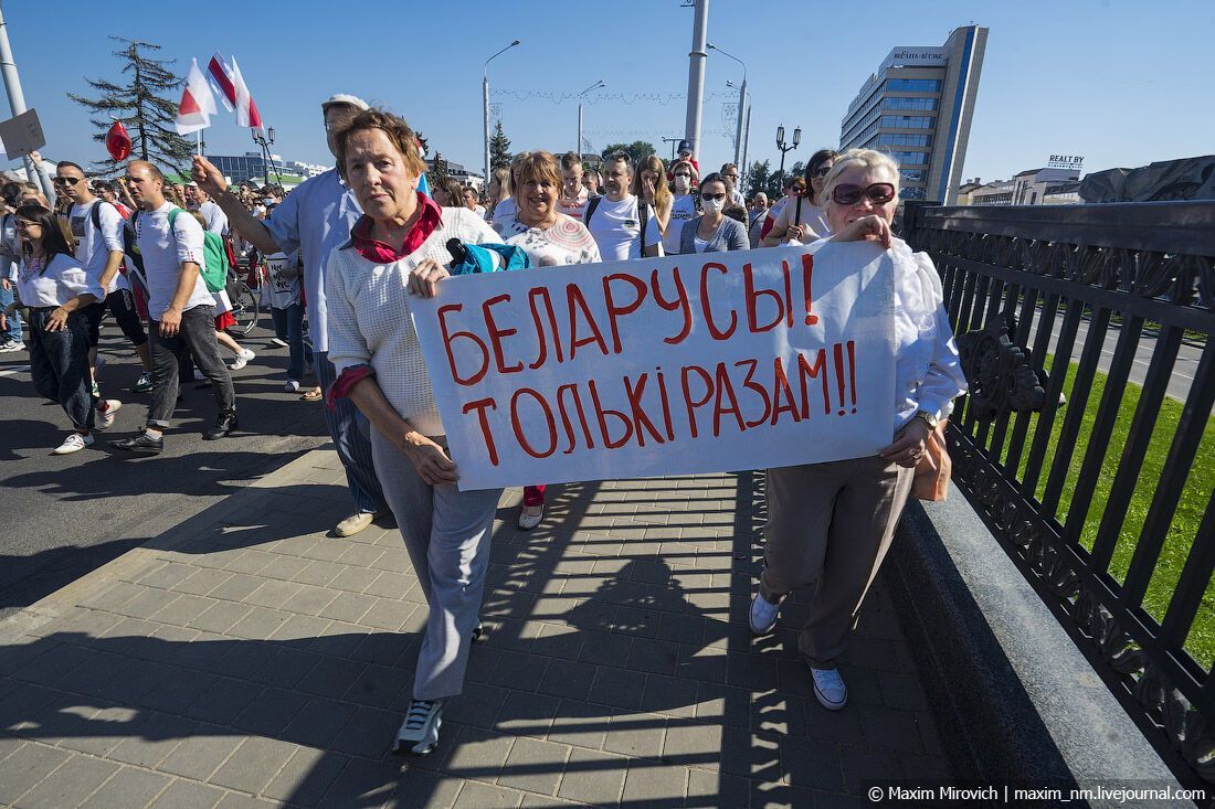 Свет против тьмы. Как Сашу с ДР поздравили