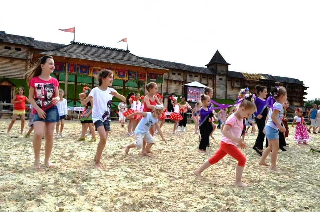 Парк "Київська Русь"