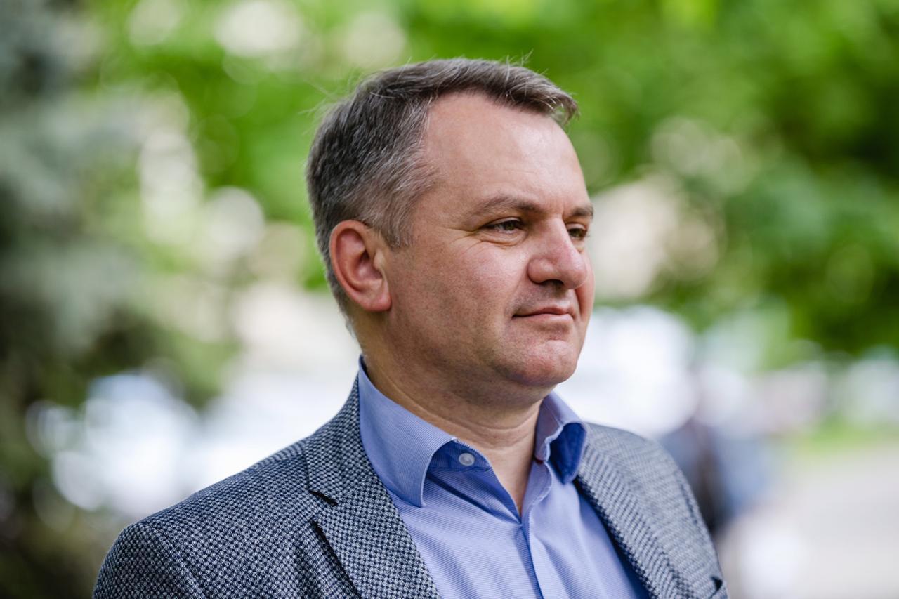 Олег Синютка идет на выборы мэра Львова от партии "Европейская Солидарность"