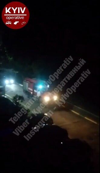 На место происшествия в районе Чабанов отправились пожарные.