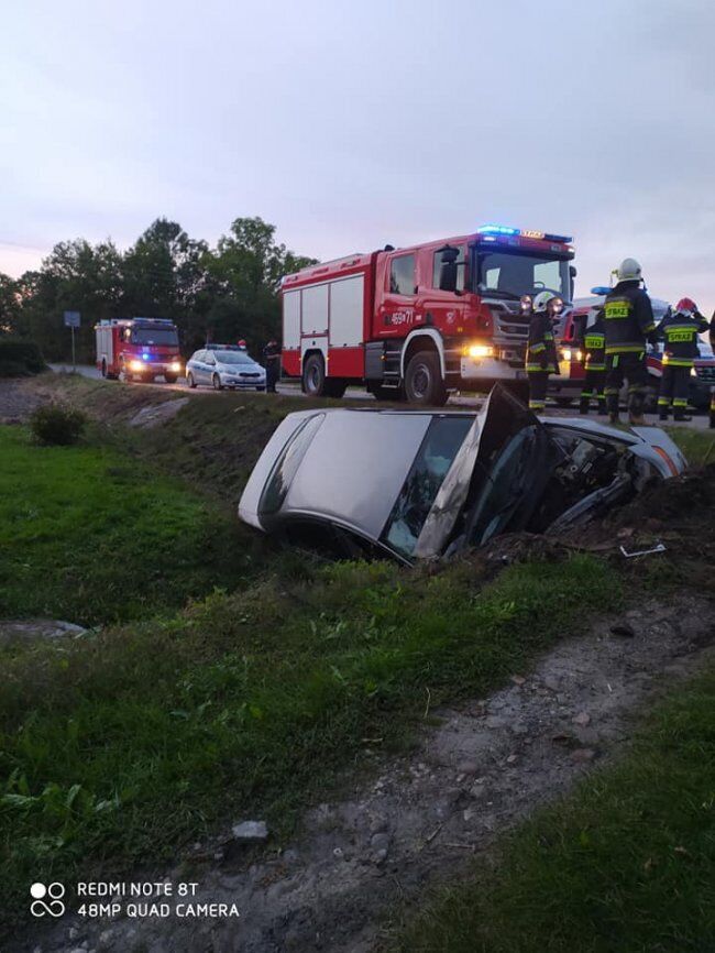 Пьяный украинец разбил в Польше автомобиль во время тест-драйва.