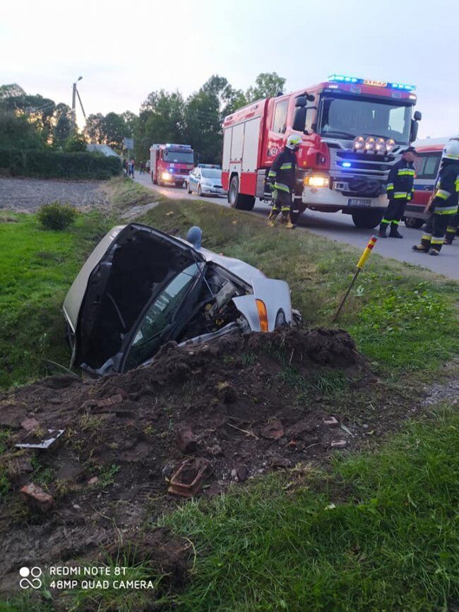 Пьяный украинец разбил в Польше автомобиль во время тест-драйва.