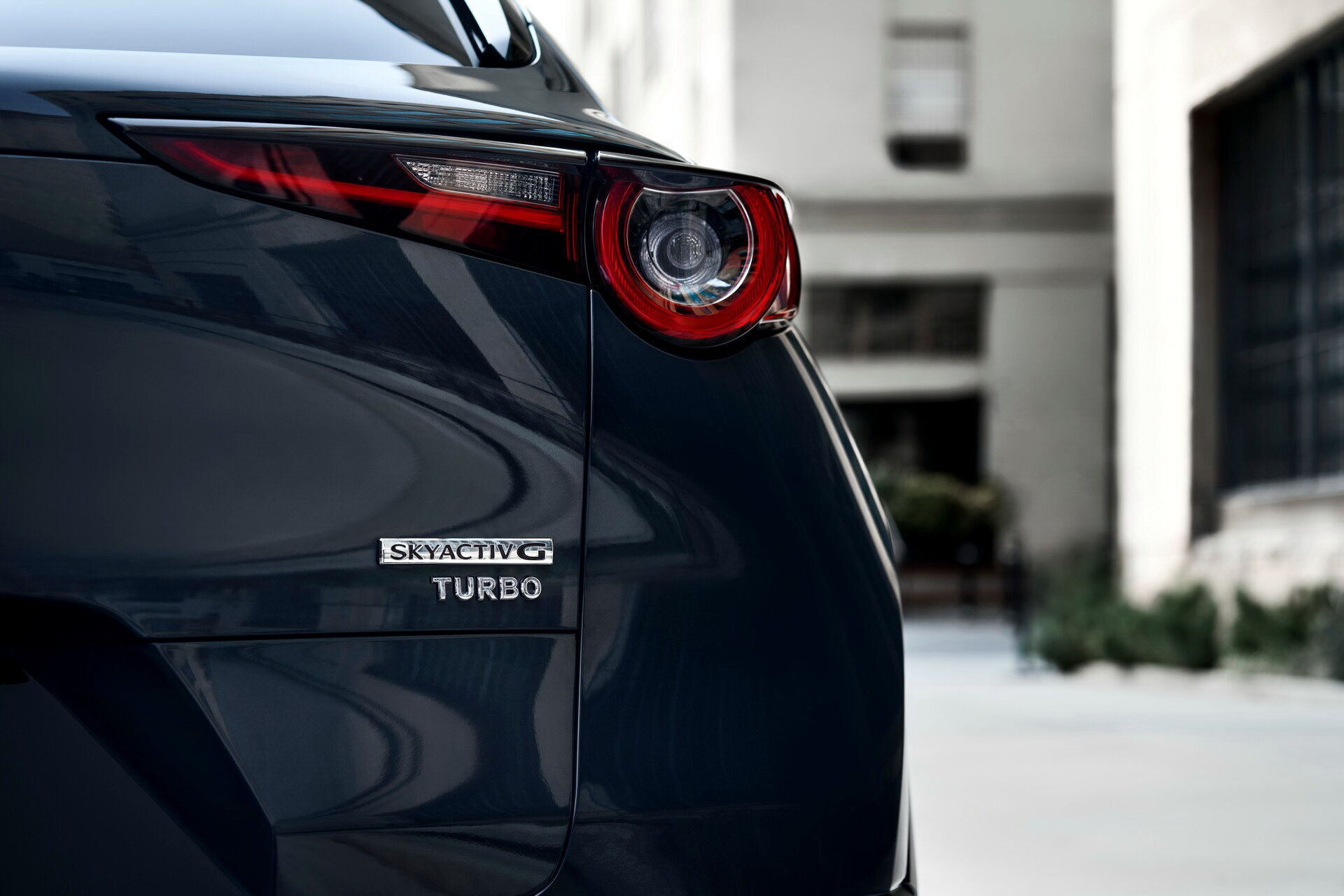 Mazda CX-30 Turbo. фото: