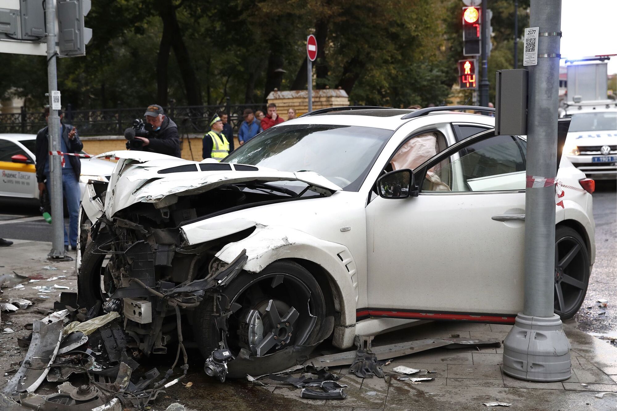 Співак Еллей збив чотирьох осіб на тротуарі в центрі Москви.
