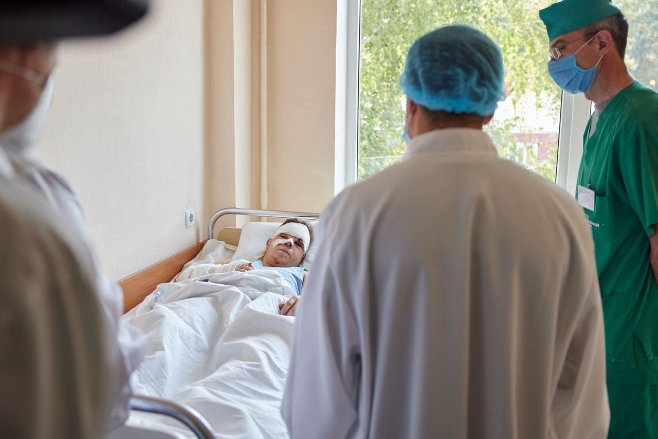 Зеленский посетил Золочевского в больнице