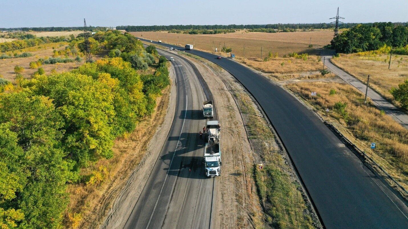 Ремонт траси М-03 у Харківській області
