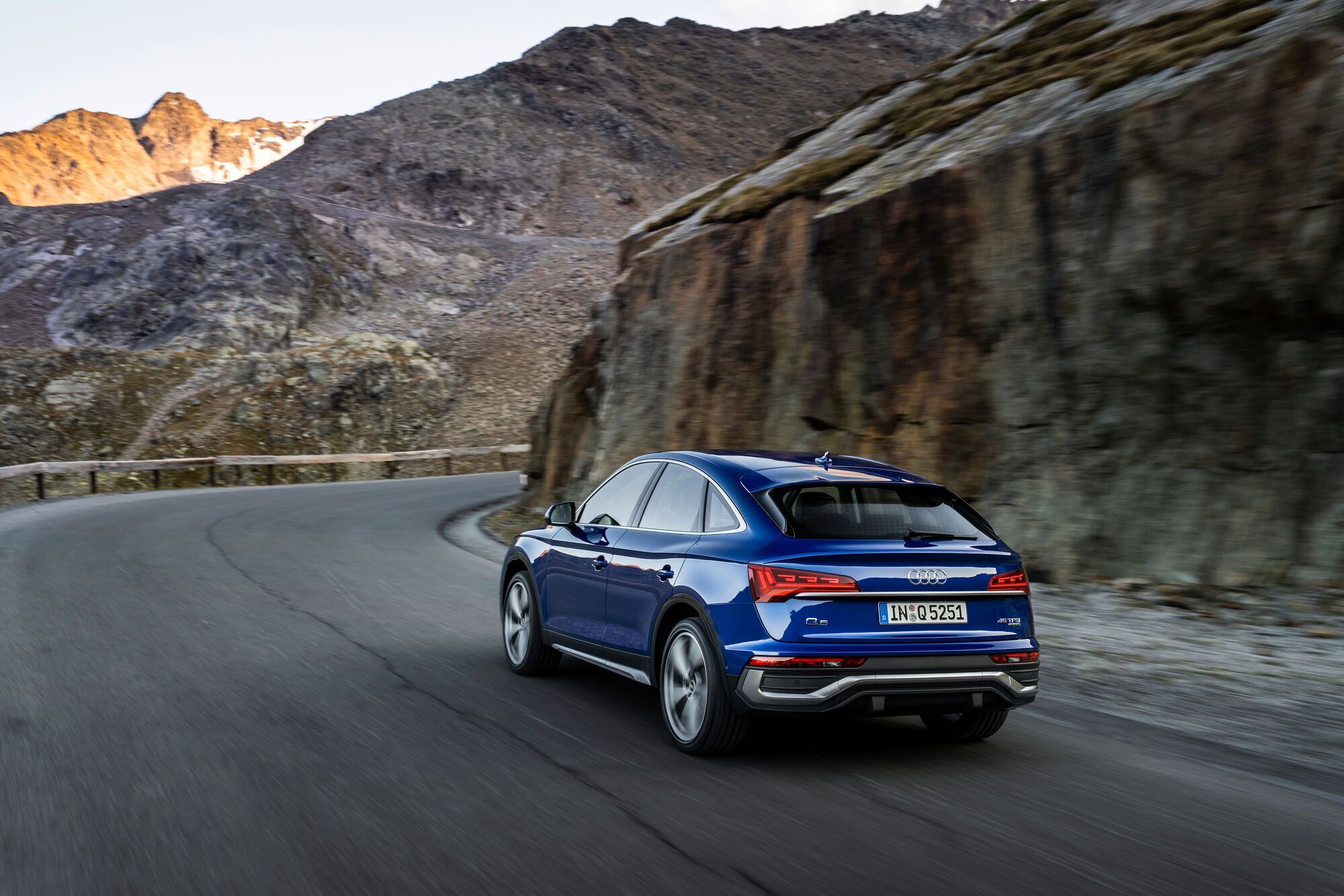 2021 Audi Q5 Sportback. Фото: