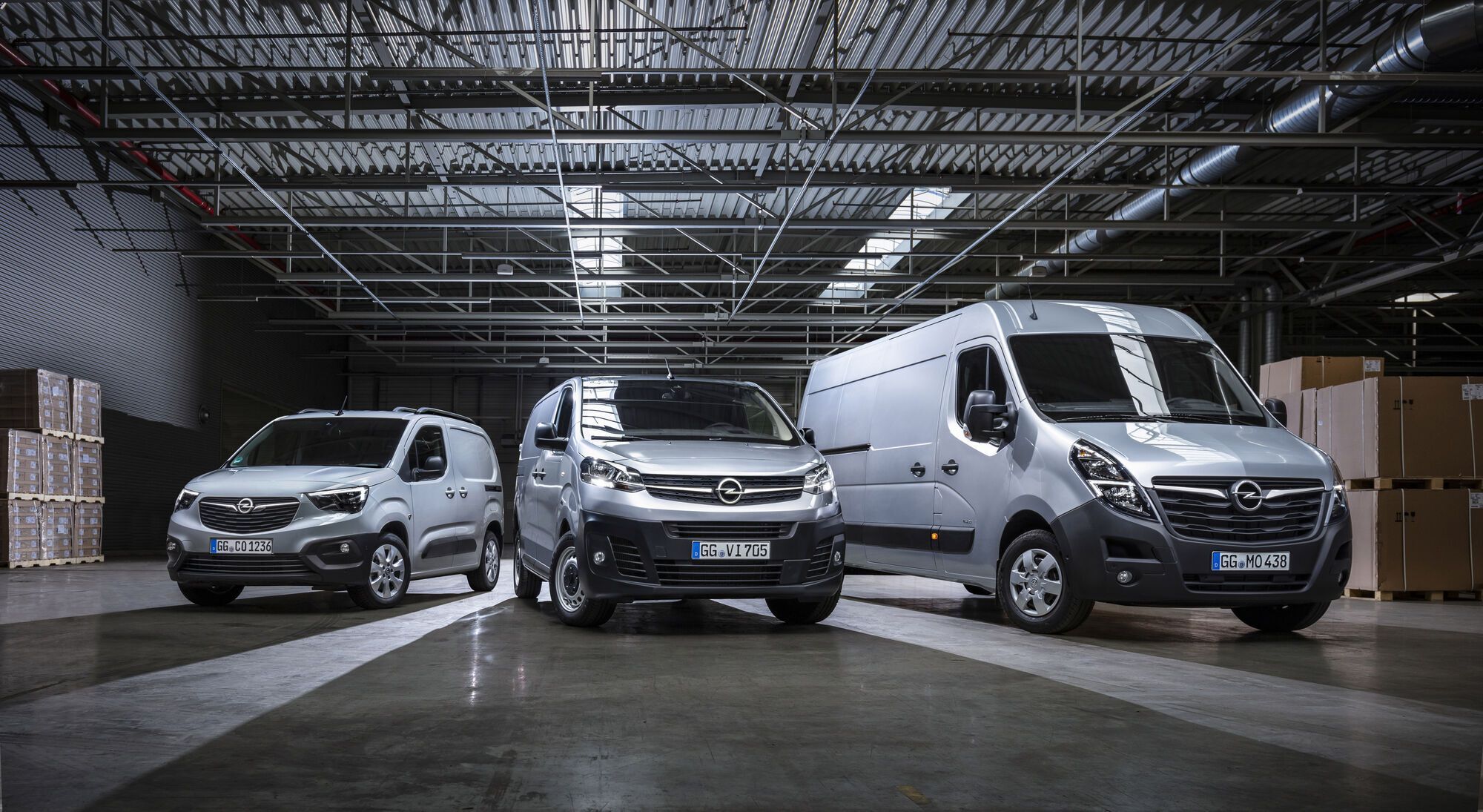 Opel планирует предложить покупателям электрические версии всех своих коммерческих моделей – от Combo до Movano. Фото: