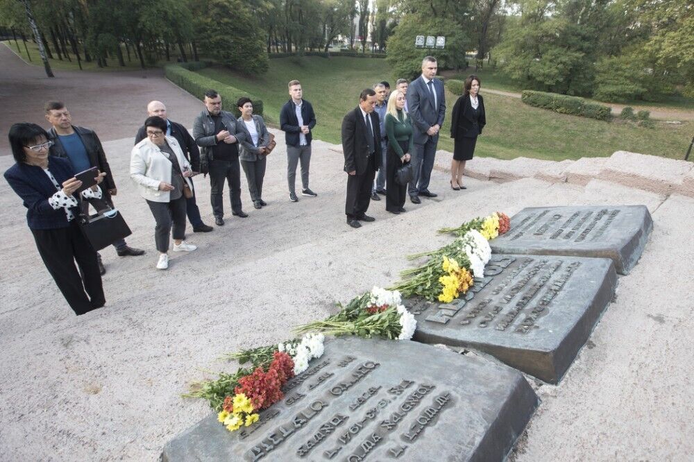 Кличко вшанував пам‘ять жертв Бабиного Яру.