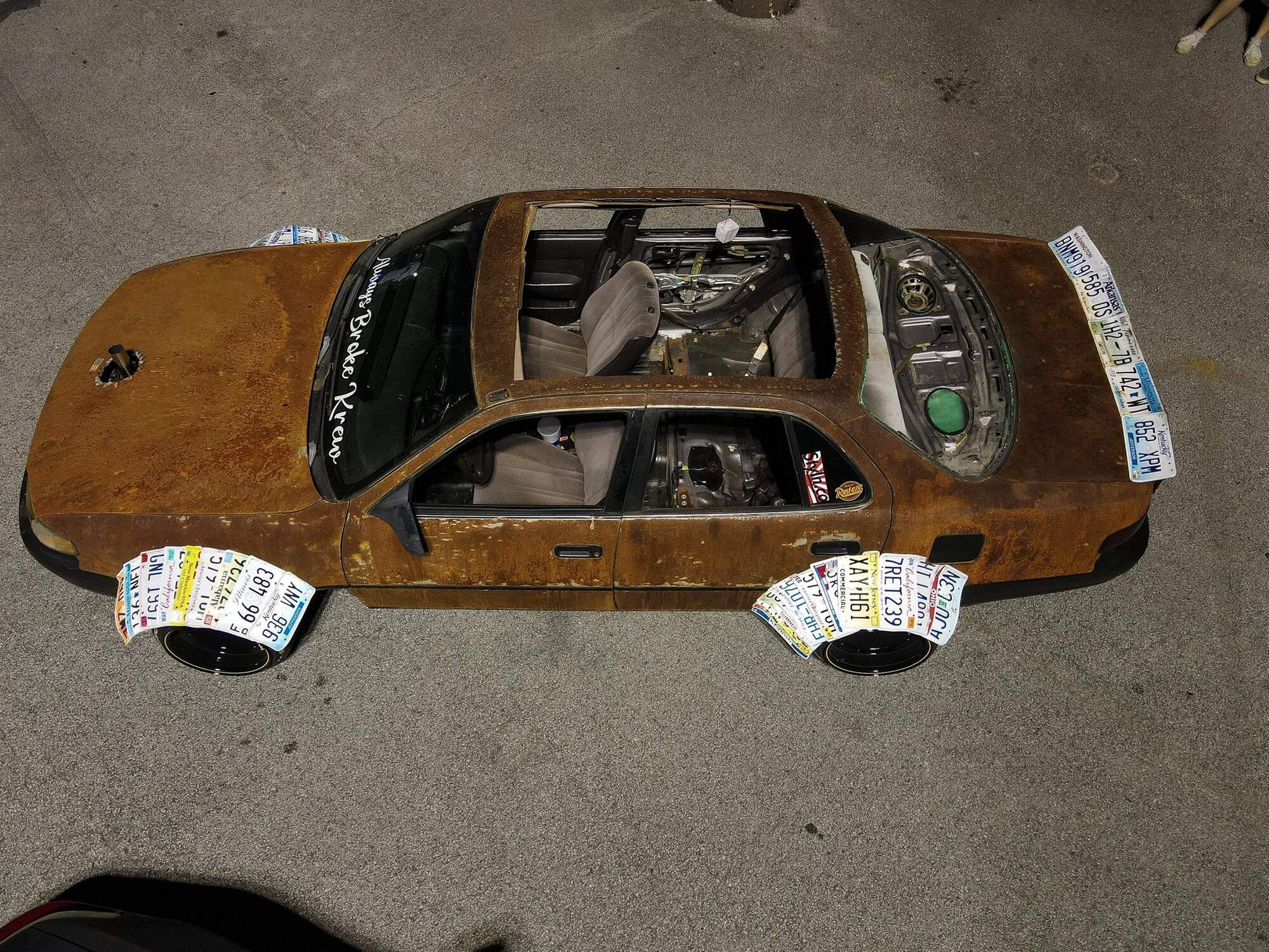 Незвичайний тюнінг Toyota Camry.