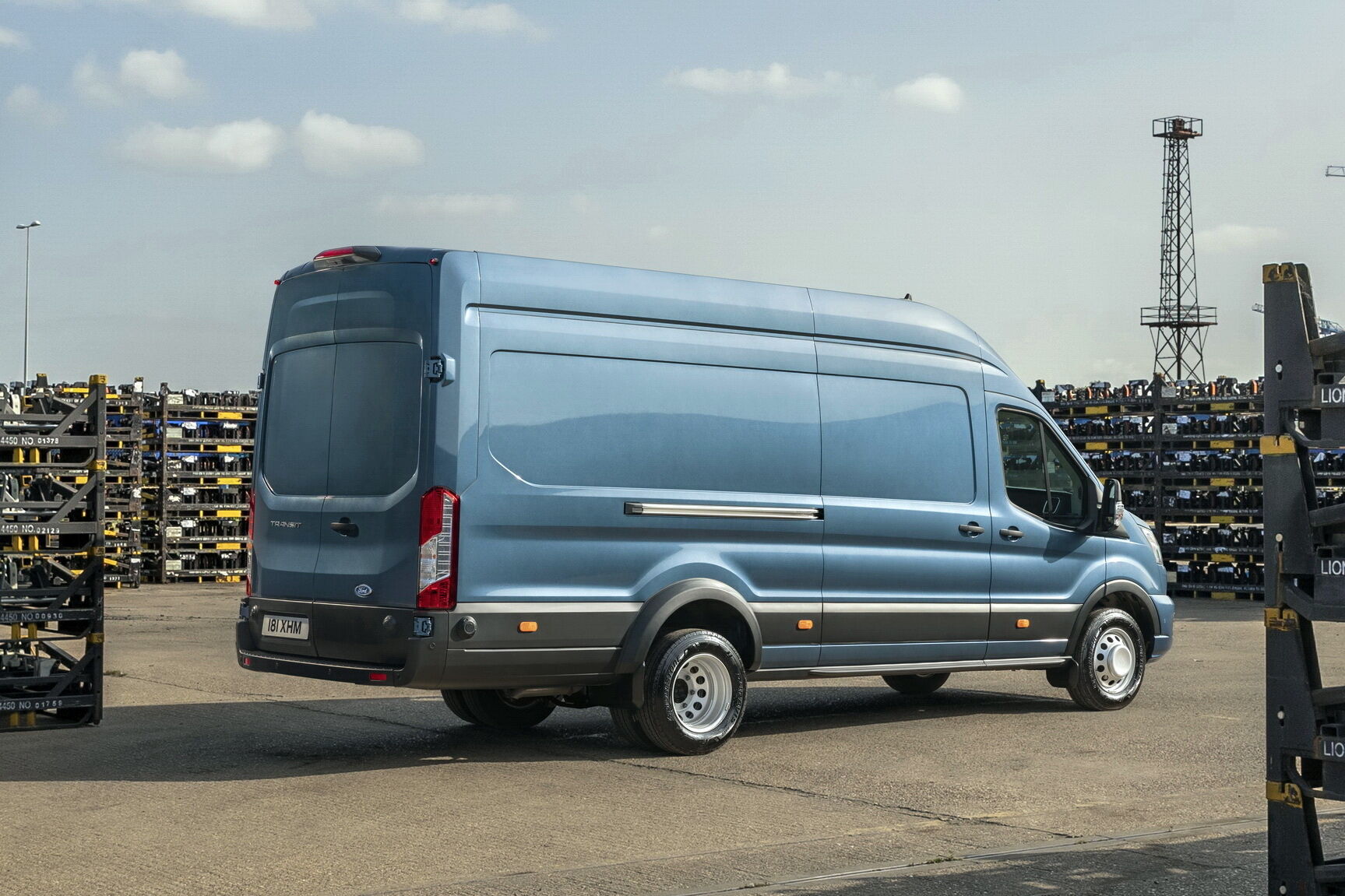 5-тонний Ford Transit. Фото: