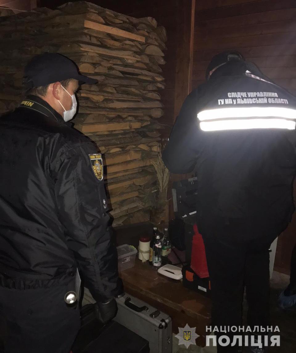 На Львовщине мать расстреляла детей из ружья.