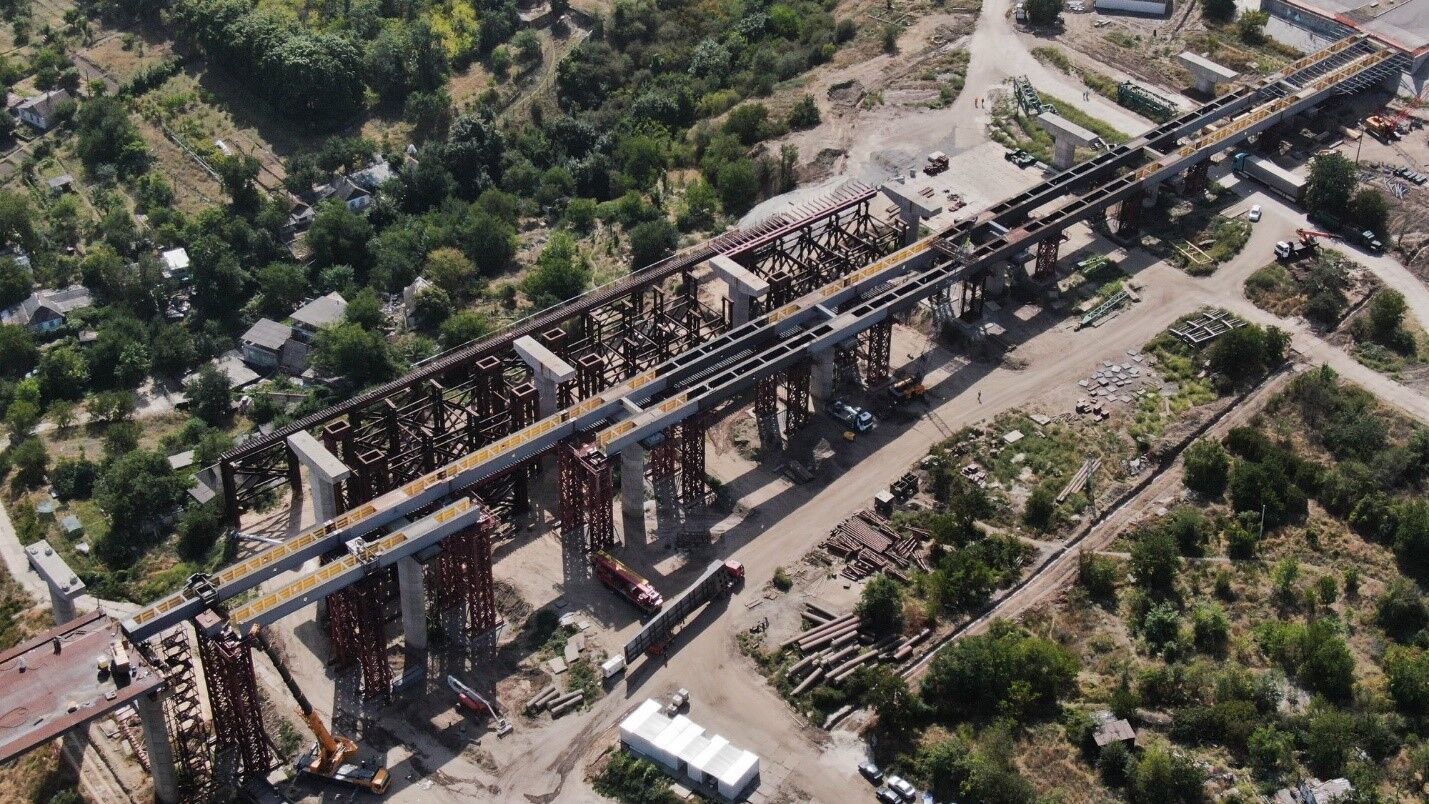 Опубликованы фото самой быстрой и масштабной стройки Украины