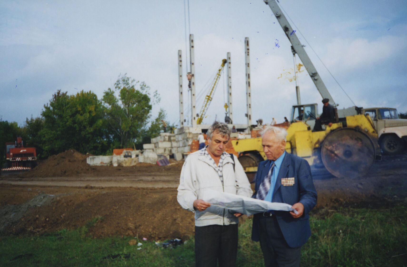 Станіслав Іщенко на місці будівництва музею