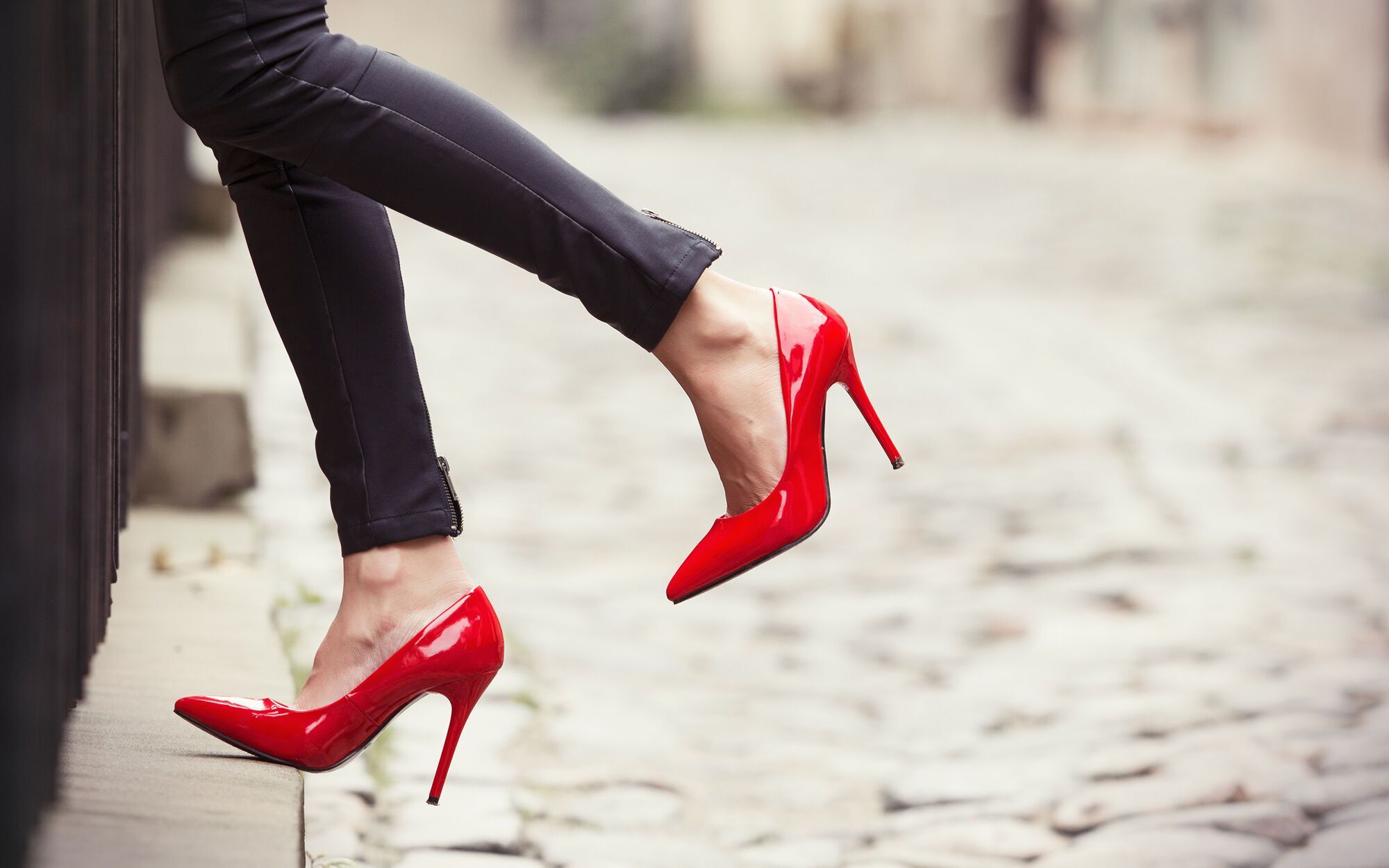 Любимые гламурные туфли могут стать причиной появления судорог
