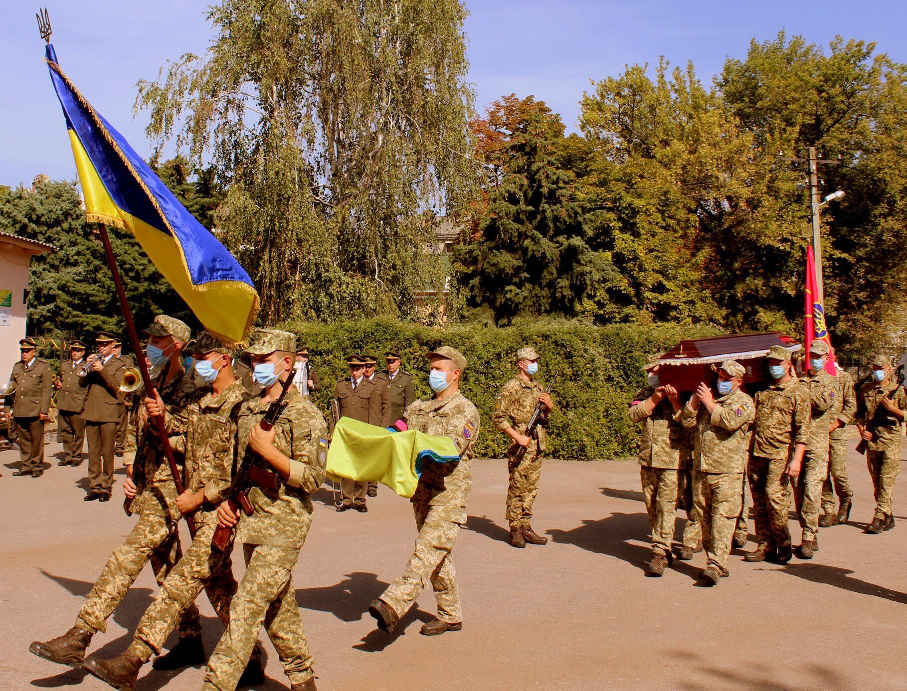 На Днепропетровщине простились с бойцом, подорвавшимся на Донбассе. Фото пресс-службы Днепропетровского областного ТЦК и СП