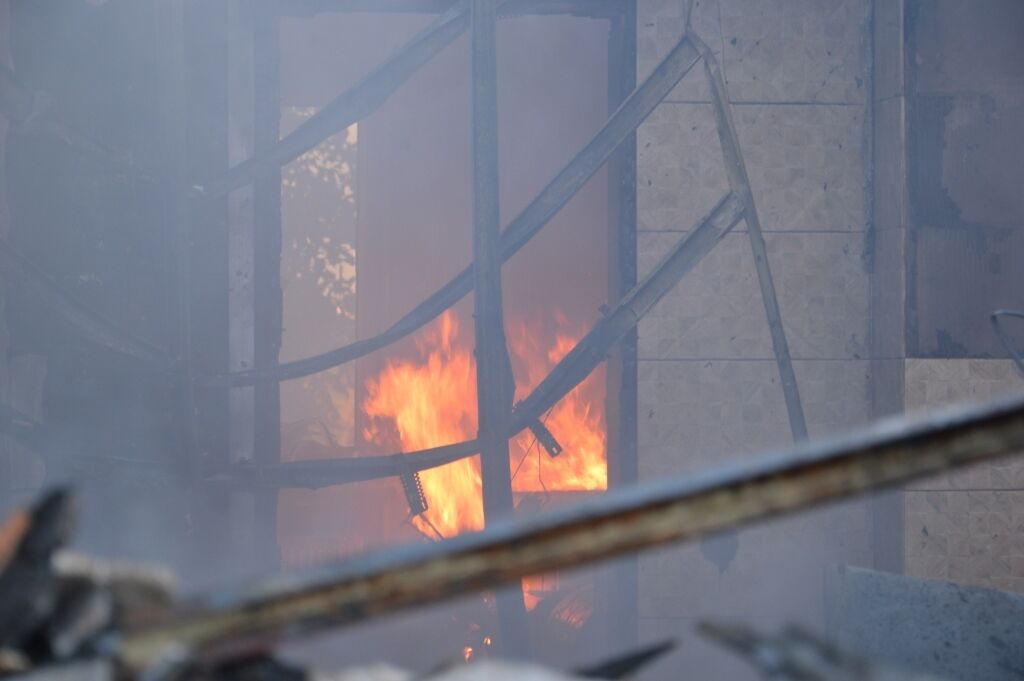 У Дніпрі на вулиці Капітальній трапилася пожежа.