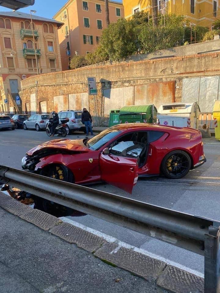 Ferrari после аварии