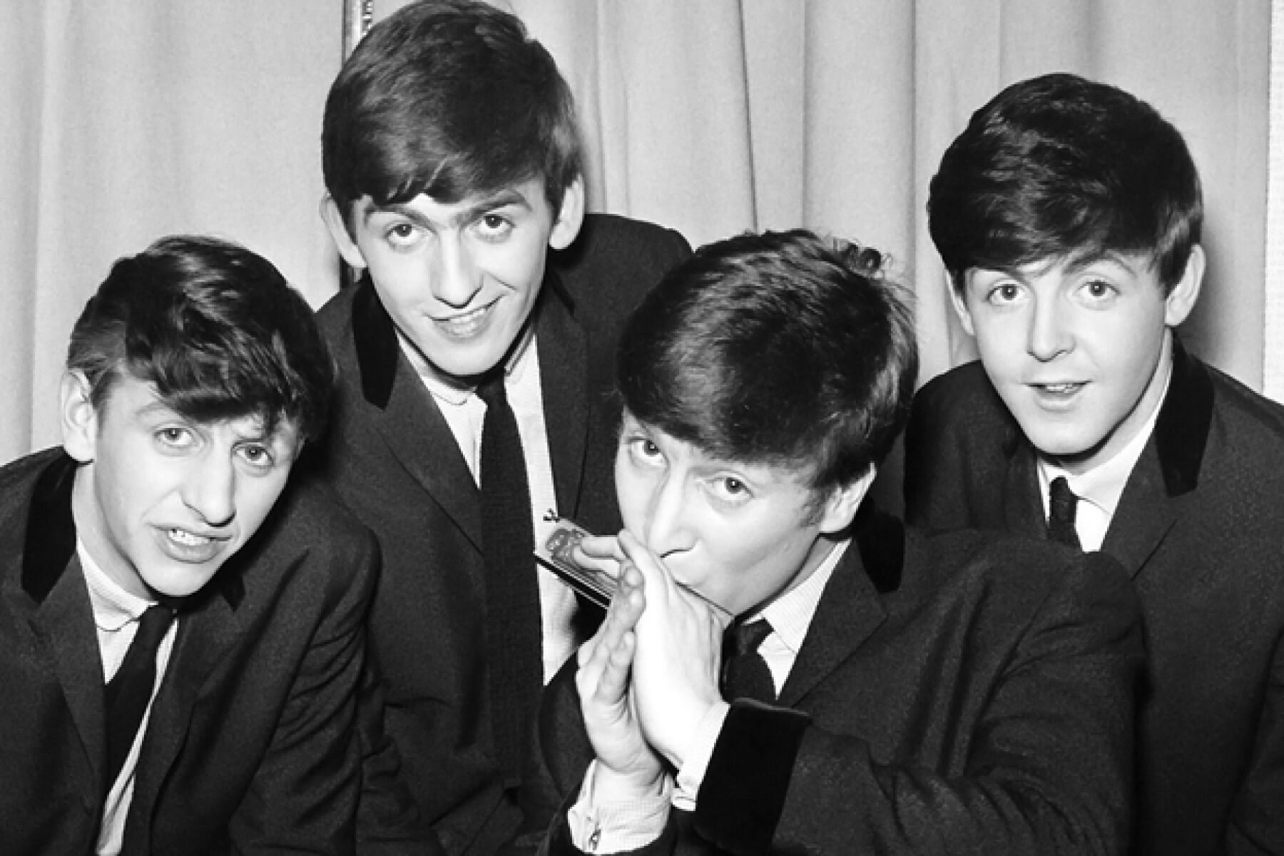 16 января мир отмечает международный день The Beatles.