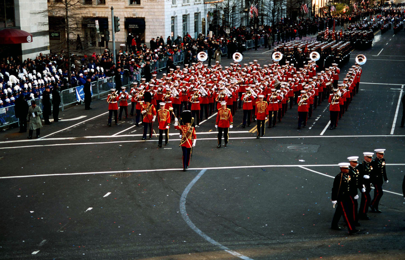 Оркестр морской пехоты США во время инаугурации Билла Клинтона, 1997 год