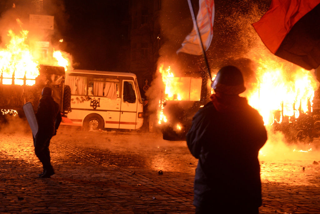 19 січня 2014 року було спалено кілька автомобілів і автобусів