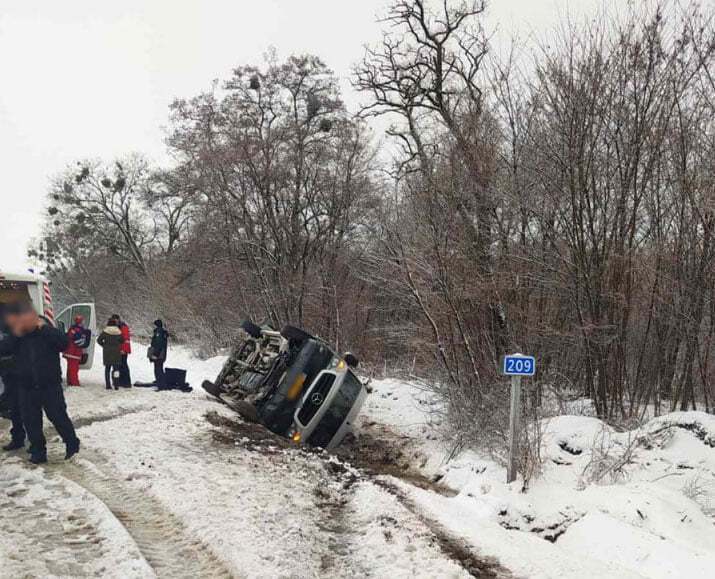 У салоні перебувало 13 пасажирів