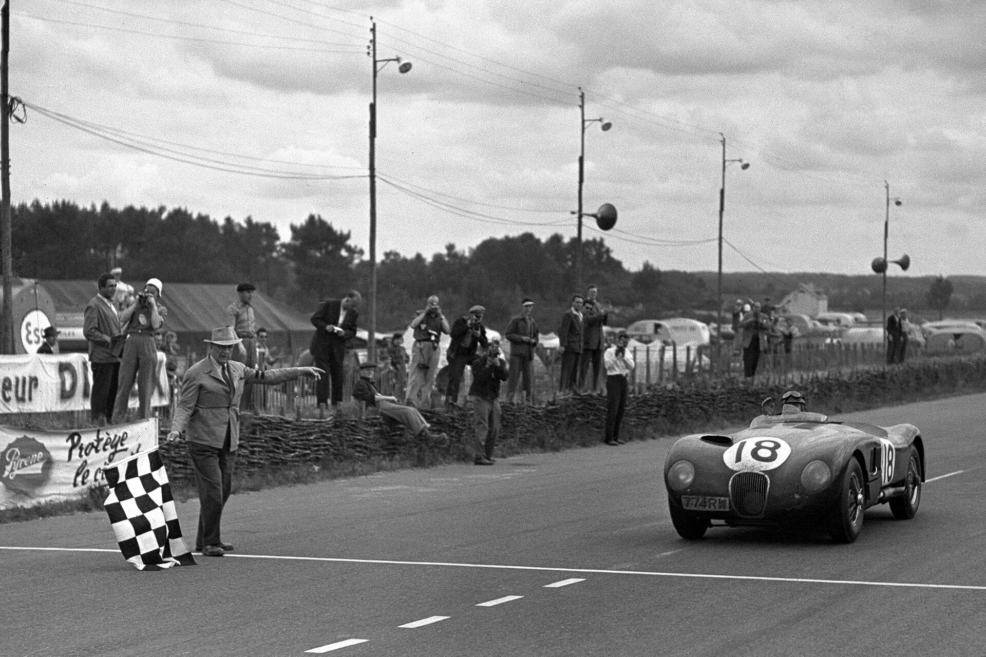 Jaguar C-Type перемагав у Ле-Мані у 1951 та 1953 роках