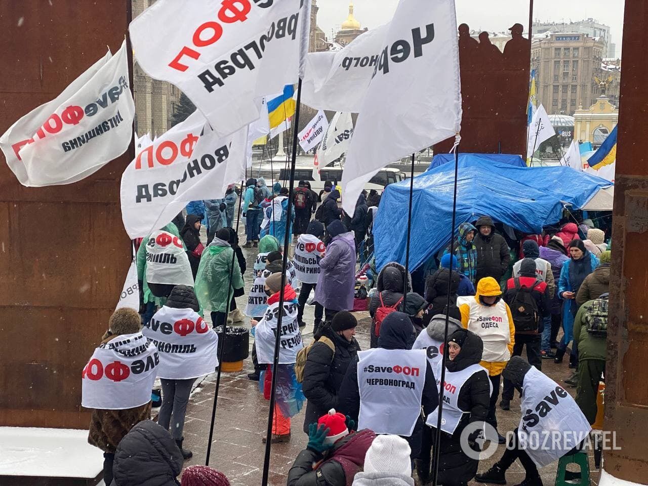 Мітингувальники на Майдані.