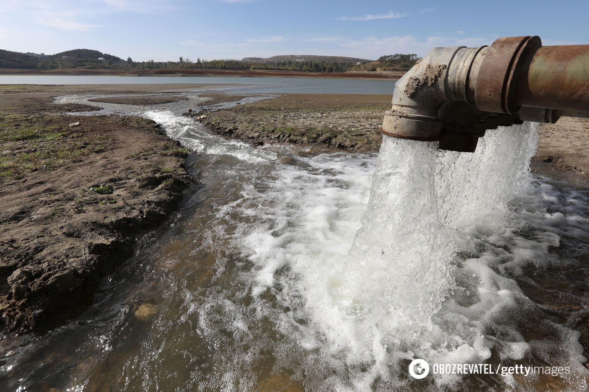 С конца лета в большинстве населенных пунктов Крыма питьевую воду подают почасово