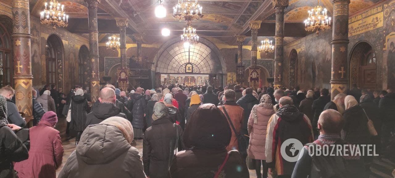 Рождественское богослужение в Трапезной церкви Киево-Печерской лавры.