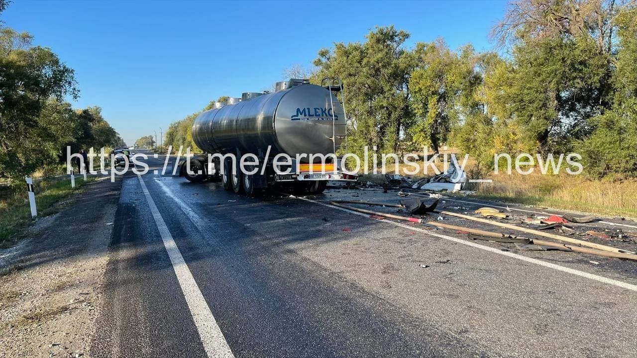 Водій маршрутки виїхав на зустрічну смугу.