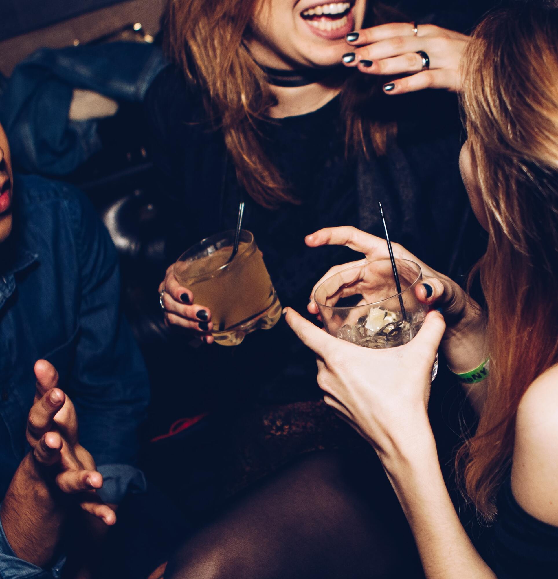 Неудобная правда об алкоголе: ученые объяснили, почему он вреден в любой дозе