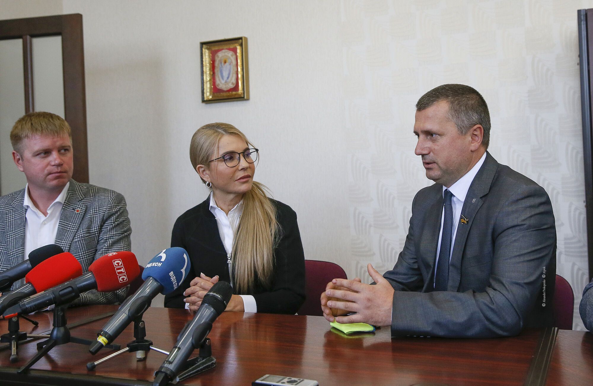 Юлія Тимошенко наголосила, що поставить перед керівниками уряду питання про дорогі ціни на газ
