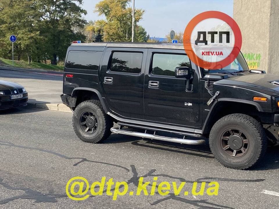 Hummer отримав механічні пошкодження.