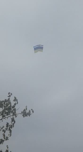 Прапор над Донбасом.