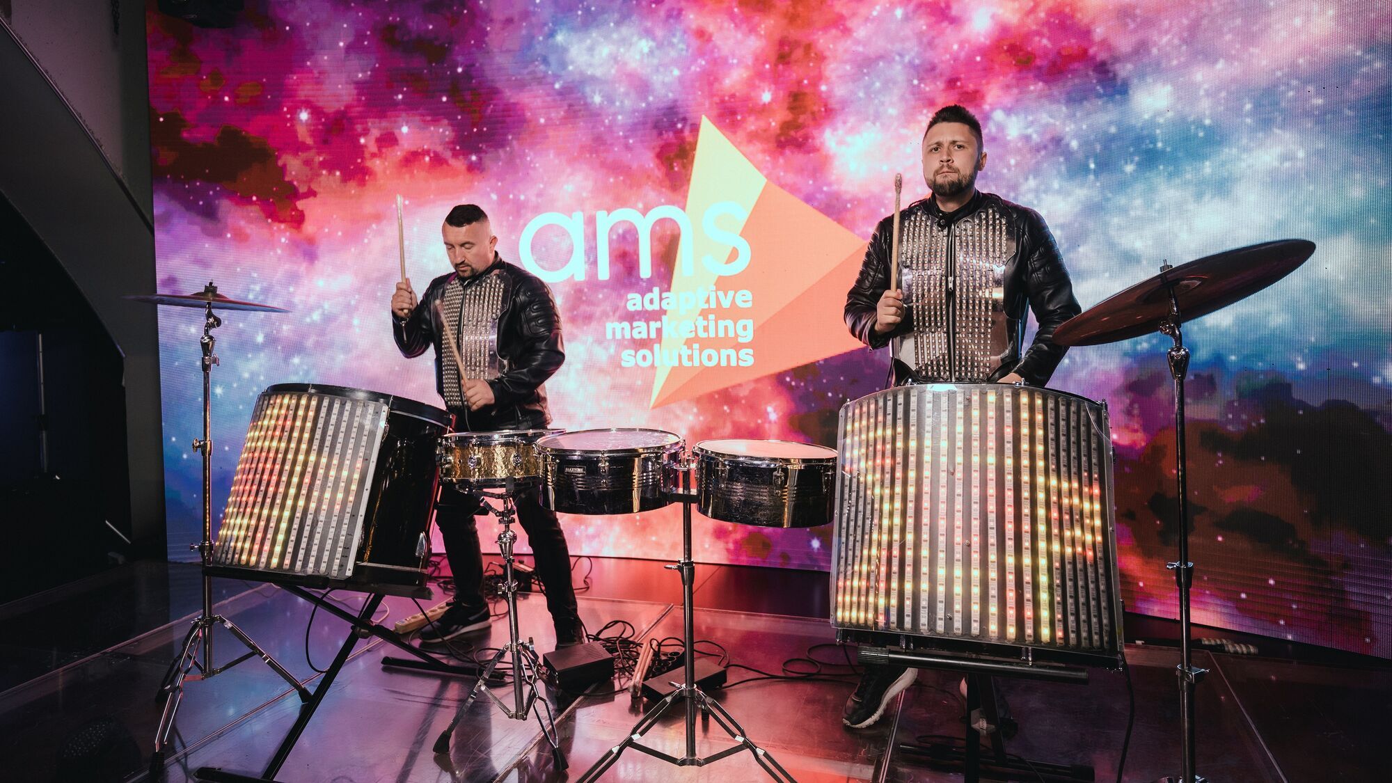 Яскравим доповненням свята стали виступи артистів