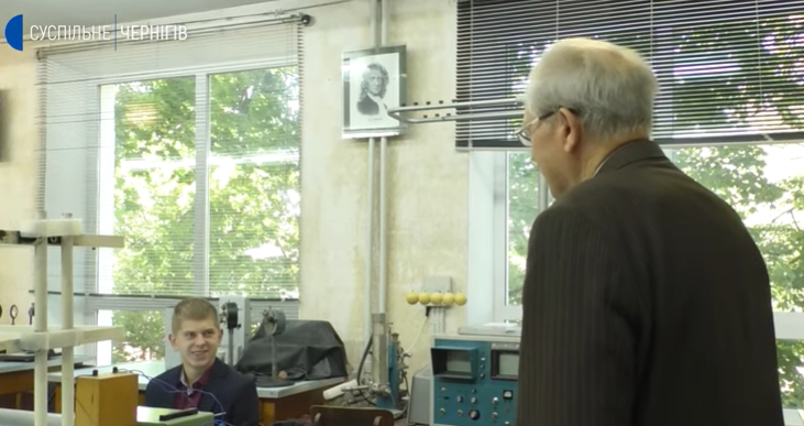 Ростислав – єдиний цього року, хто захотів отримати у Чернігівському колегіумі спеціальність вчителя фізики
