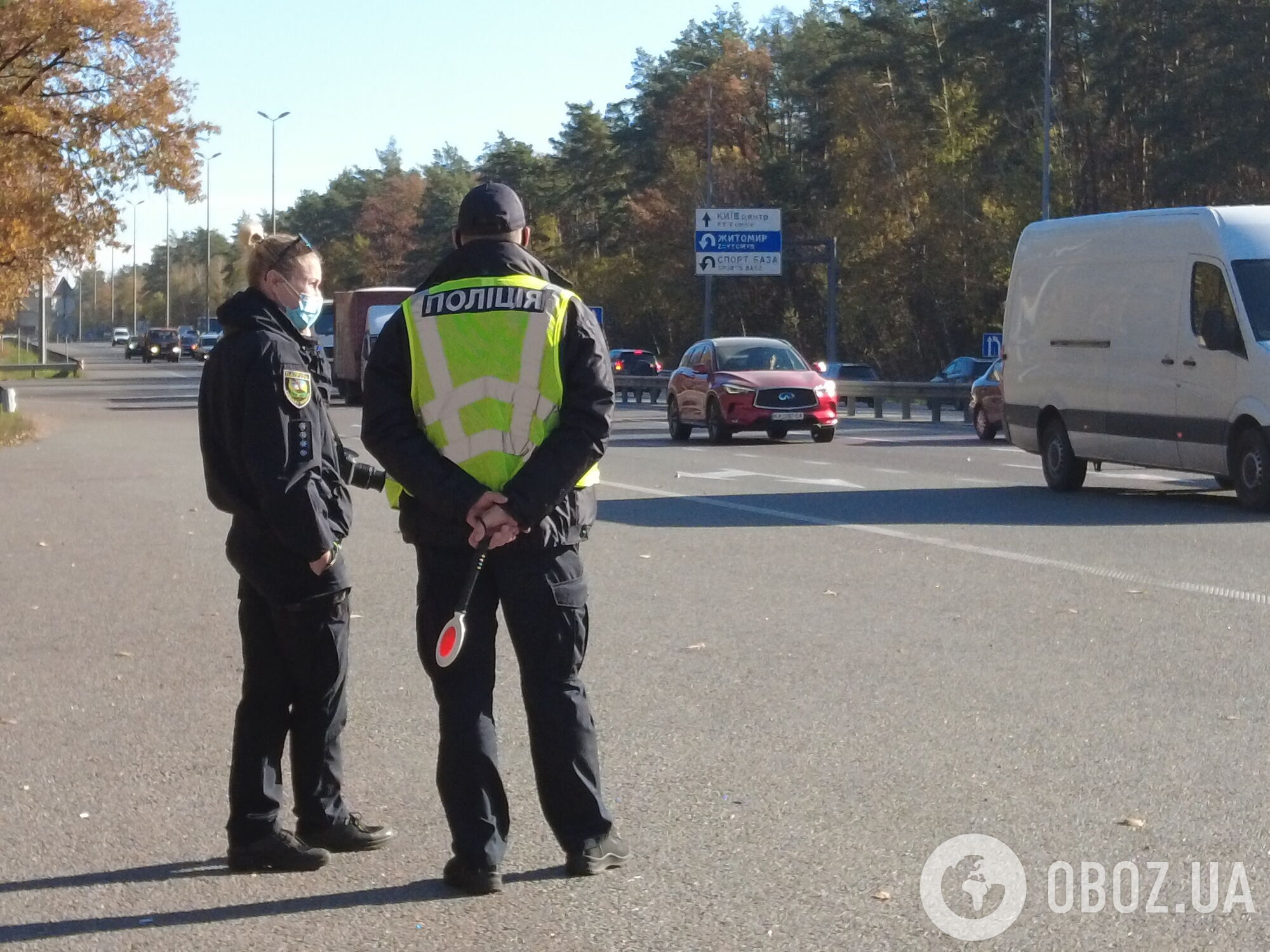 Патрульные полицейские останавливали автобусы межобластного сообщения