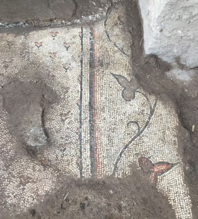 Археологи обнаружили руины древней византийской церкви.