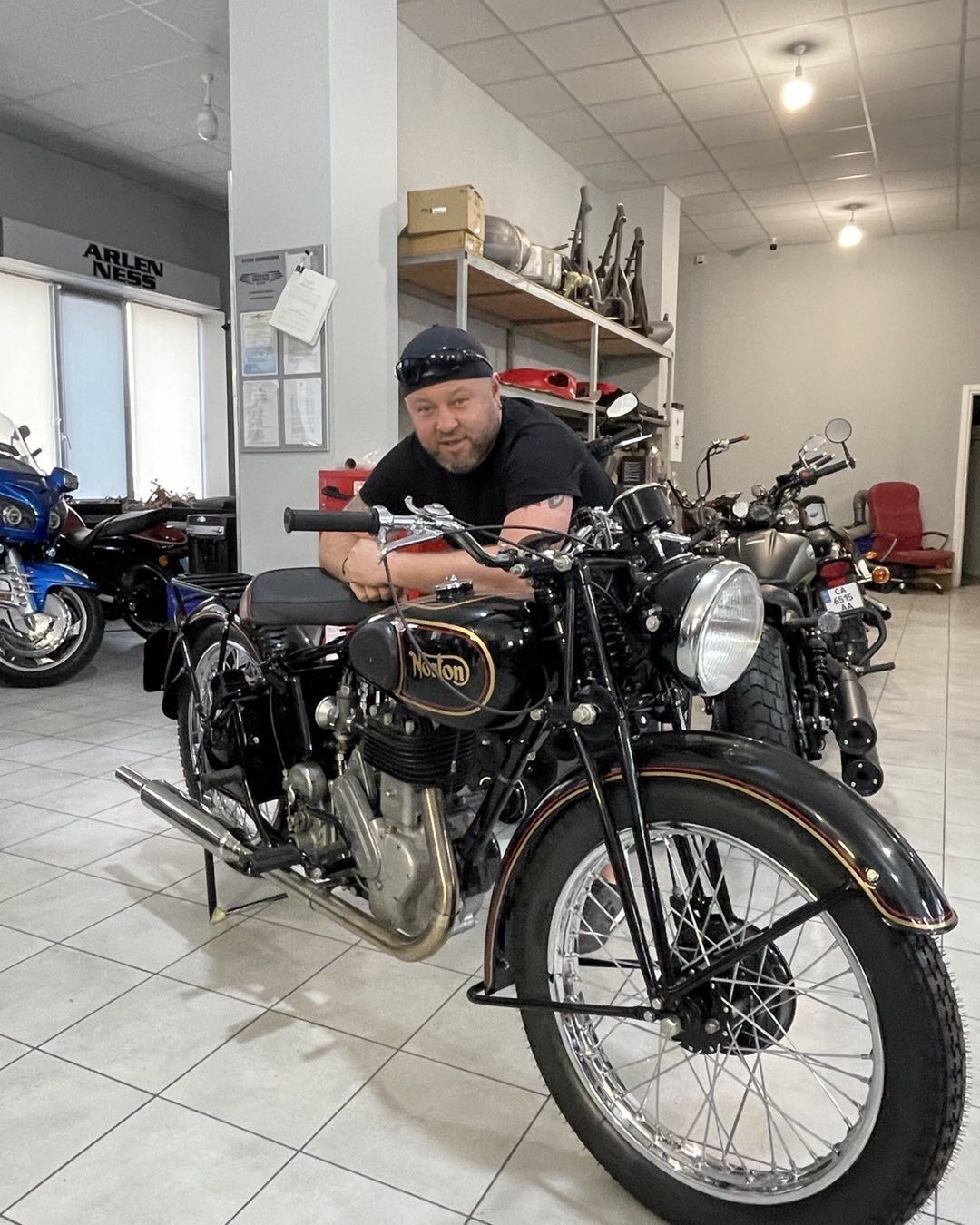 Олександр Пікалов захоплюється мотоциклами