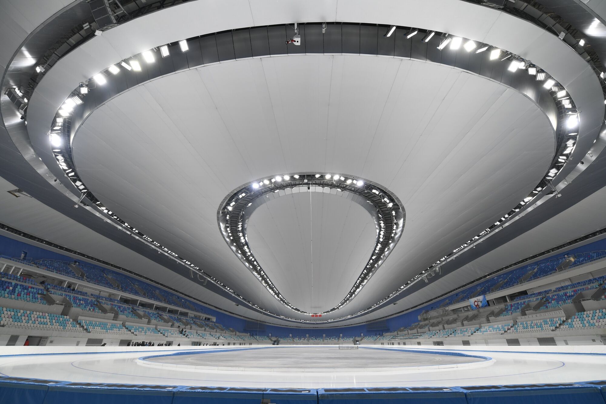 Олимпиада 2022 конькобежный спорт