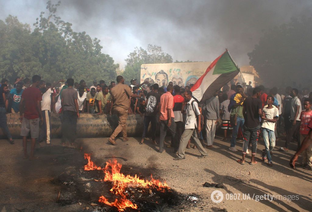 Протесты в Судане.