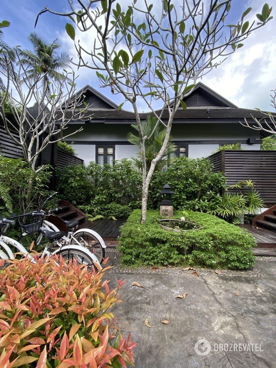 Готель Anantara Mai Khao Villas.