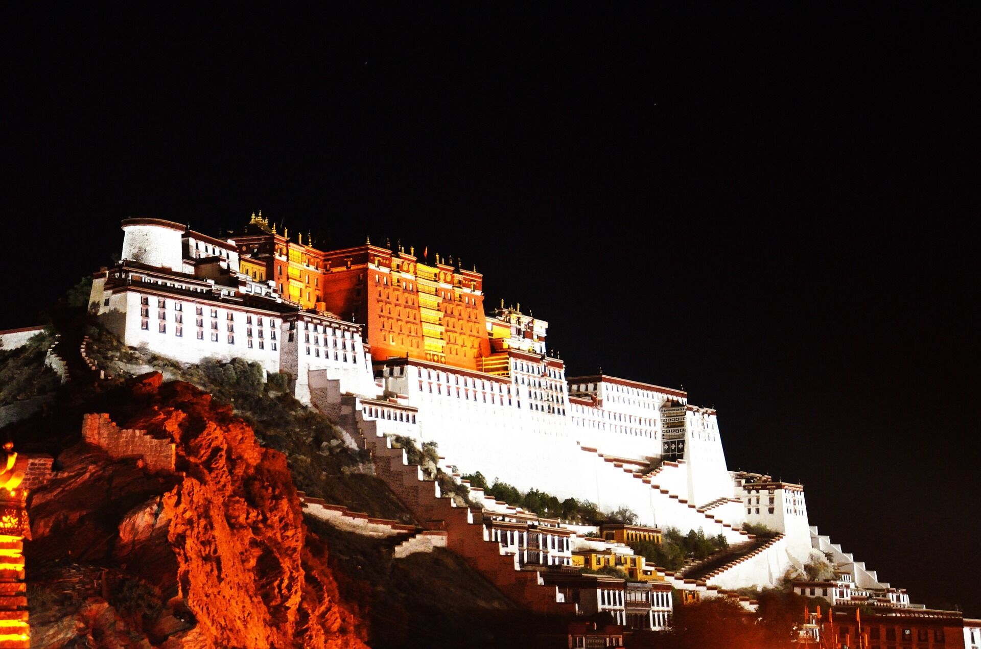 Тибет считается духовной столицей Земли.