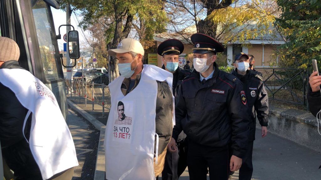 Массовые задержания крымский татар в Крыму.