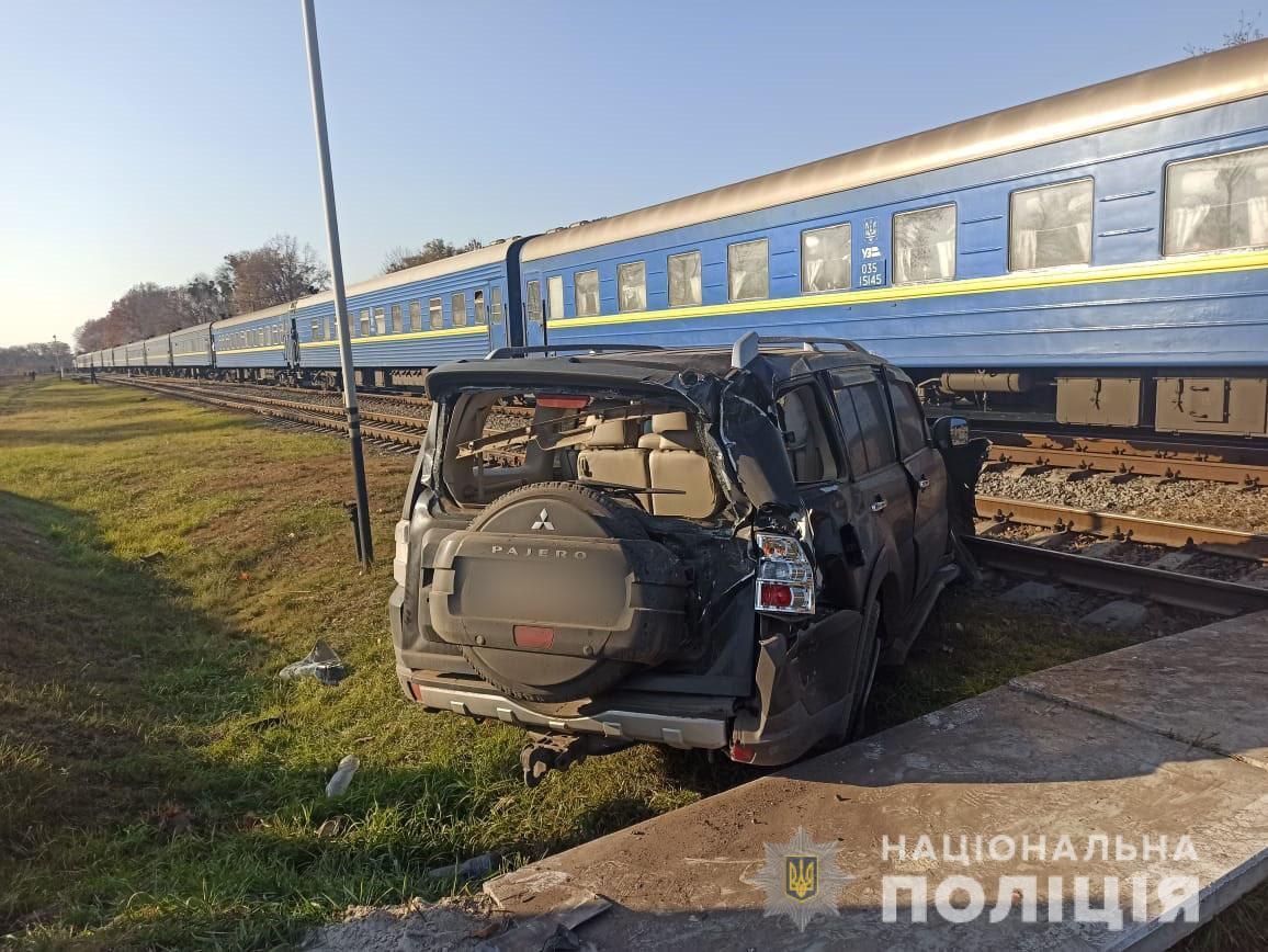 Поезд задержался из-за ДТП.